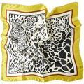 Echarpe Alberto Cabale Petit carr&eacute; de Soie Panter Process Cl&eacute;o Jaune
