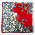 Echarpe V 1969 Carr&eacute; Soie Baroque Rouge