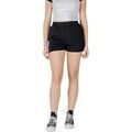 Short Converse STAR CHEVRON SHORT 10028417-A02