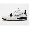 Baskets basses Nike NIKE AIR JORDAN LEGACY LOW WHITE BLACK