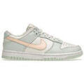 Baskets Nike Dunk Low Barely Green