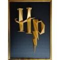 D&eacute;coration sur Grenoble : Tableaux, toiles Polygone Origami Logo Harry Potter Dor&eacute; 50x70 cm. . Maison > Tableaux, toiles.