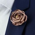 Broches sur Grenoble : Broches Cravate Avenue Signature Boutonni&egrave;re Pivoines Marron