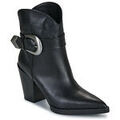 Sports d'hiver sur Grenoble : Boots Karl Lagerfeld KOWBOY Buckle Mid Boot