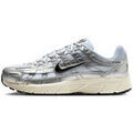 Tennis sur Grenoble : Chaussures Nike P-6000 Argent&eacute;