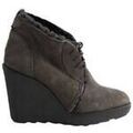 Bottines Moncler Boots en daim marron Grenoble