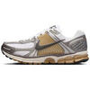 Baskets basses Nike ZOOM VOMERO 5