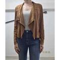 Gilets sur Grenoble : Gilet Cache Cache veste style daim