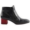 Bottines Céline Boots en cuir noir Noir Bottes femme sur Grenoble : Bottines Céline Boots en cuir noir Noir