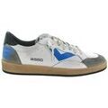 Baskets 4B12 0 PLAY NEW