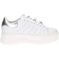 Baskets femme sur Grenoble : Baskets basses Cult CLW463900
