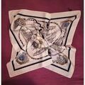 Echarpe Boutiques ind&eacute;pendante Tr&egrave;s beau foulard soyeux neuf Bleu