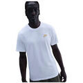 Tee-shirts sur Grenoble : T-shirt Nike TEE SHIRT M NSW CLUB TEE - WHITE/METALLIC GOLD - S