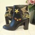 Bottes femme sur Grenoble : Bottines &eacute;ram Bottines &Eacute;ram noires talon 8 cm pointure 35 &eacute;cussons brod&eacute;s &eacute;toi Noir