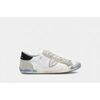 Baskets Philippe Model PRLU MA02 PARIS X-FOXY LAMINE BLANC ARGENT