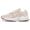 Baskets basses adidas Falcon
