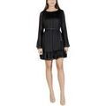 Robe courte Guess LS ILENIA PLEAT DRESS W6RK37 WJ712