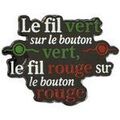 Broches Clj Charles Le Jeune Pin's Le fil vert sur le bouton vert, le fil rouge sur l Noir Grenoble