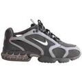 Baskets basses Nike Baskets Air Zoom Spiridon grises