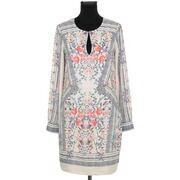 Robe courte Bcbgmaxazria Robe multicolore