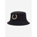 Chapeaux sur Grenoble : Chapeau Fred Perry -
