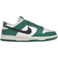 Baskets basses Nike Dunk Se Lottery Pack