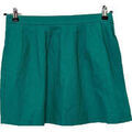 Jupes Stradivarius Jupe courte Taille 42 / XL Vert Grenoble