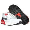 Baskets basses Nike Air Max Ivo