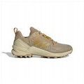 Baskets homme sur Grenoble : Baskets basses adidas Terrex R3