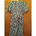 Robes sur Grenoble : Robe courte Sans marque Robe &agrave; fleurs T38 Multicolore