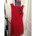 Robe courte Sans marque Tr&egrave;s jolie robe en mousseline de soie, jamais port&eacute;e Rouge