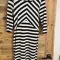 Robes sur Grenoble : Robe courte Sans marque Robe