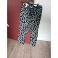 Pantalons sur Grenoble : Pantalon Sans marque Pantalon fantaisie