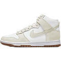 Baskets homme sur Grenoble : Baskets montantes Nike DD1869-109