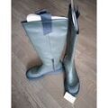 Bottes femme sur Grenoble : Bottes Stradivarius Bottes hautes de pluie neuves Stradivarius 38