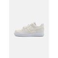 Baskets basses Nike Air Force 1'07 Lv8
