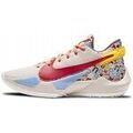 Sports collectifs sur Grenoble : Chaussures Nike Zoom Freak 2