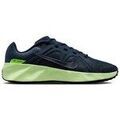 Baskets basses Nike Metro TEK