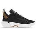 Sports collectifs sur Grenoble : Chaussures Nike Jordan Why Not ZER04 Family