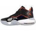 Sports collectifs sur Grenoble : Chaussures Nike Jordan Stay Loyal