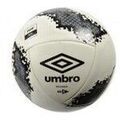 Gants sur Grenoble : Gants Umbro Taille 5 BS700