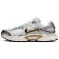 Baskets homme sur Grenoble : Baskets basses Nike V5 RNR