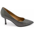 Chaussures &agrave; talons femme sur Grenoble : Chaussures escarpins Walter Steiger Escarpins en cuir
